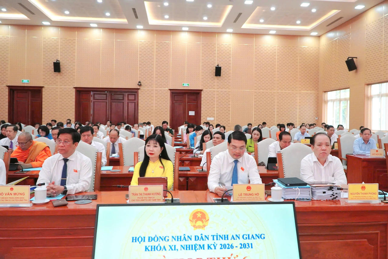 An Giang: Bầu Chủ tịch HĐND tỉnh khóa XI, thông qua 20 nghị quyết 