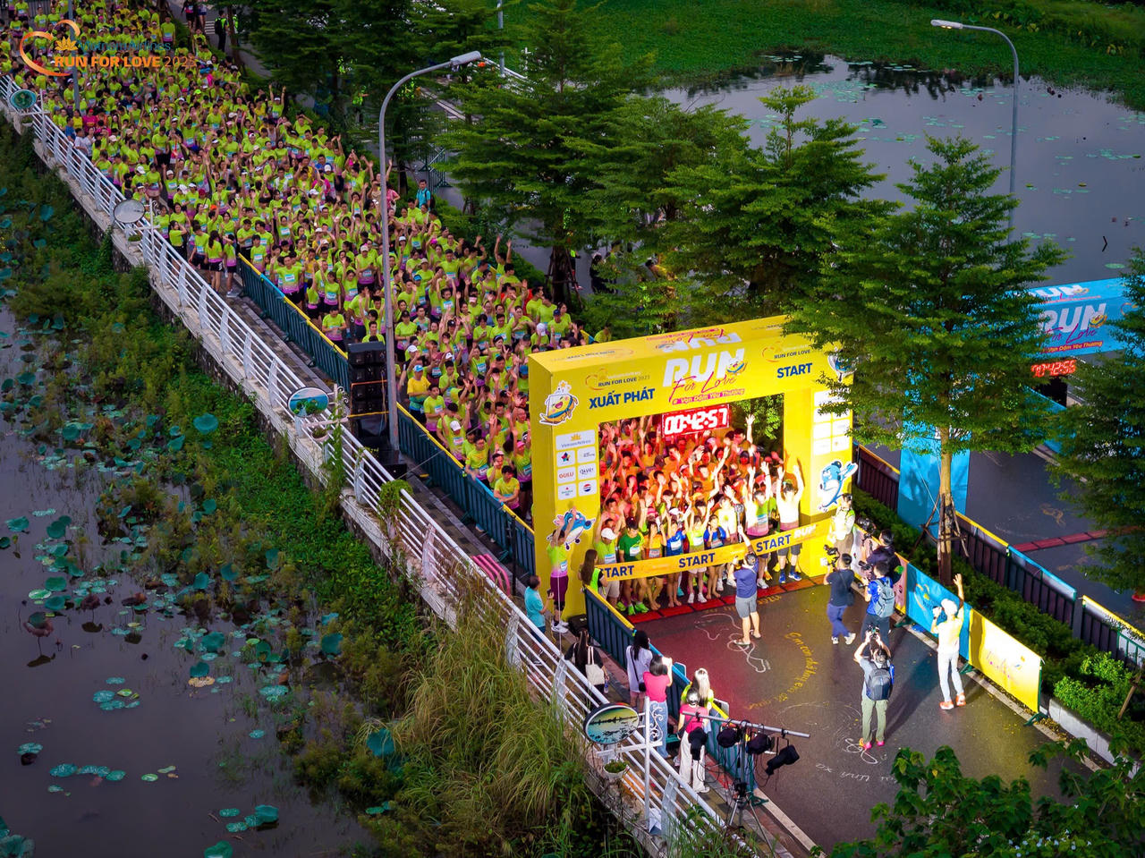 Qua 5 mùa tổ chức, Run For Love trở thành điểm hẹn quen thuộc của cộng đồng yêu chạy bộ trong mùa thu Hà Nội.