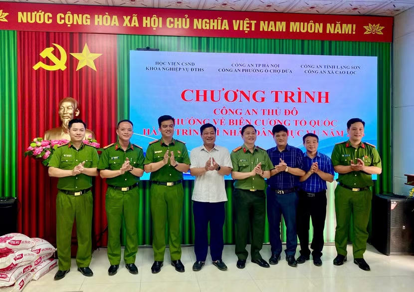 Nối nhịp nghĩa tình nơi biên cương