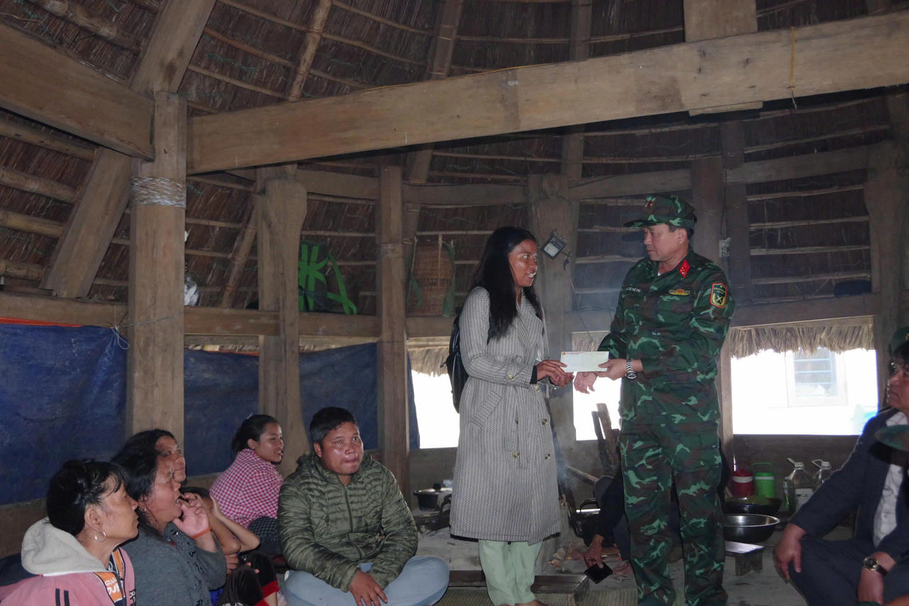 Đà Nẵng: Bàn phương án an toàn lâu dài cho 40 hộ dân miền núi phải di dời khỏi khu vực có dấu hiệu sạt lở 