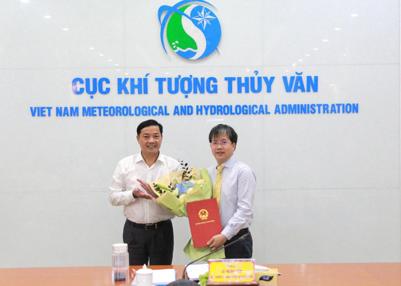 Ông Mai Văn Khiêm giữ chức Phó Cục trưởng Cục Khí tượng Thủy văn