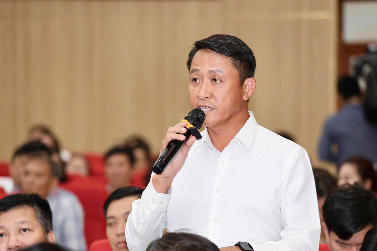 Thủ tướng Lê Minh Hưng tiếp xúc cử tri thành phố Hải Phòng