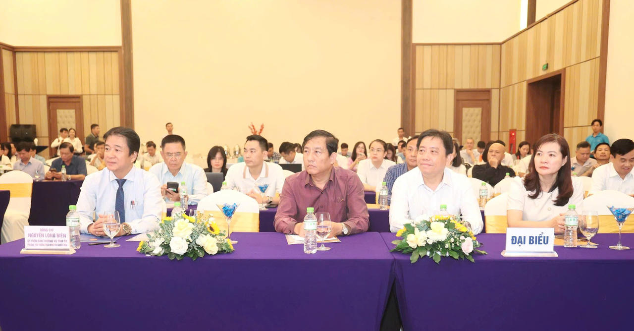 Tập huấn kỹ năng tuyên truyền và chuyển đổi số báo chí hướng tới Năm APEC Việt Nam 2027