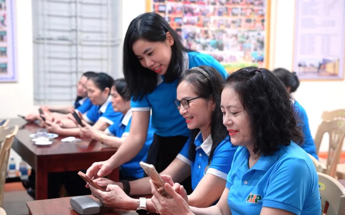 "Chú trọng chuyển đổi số" - từ khóa của công tác phụ nữ trong giai đoạn mới
"Chú trọng chuyển đổi số" - từ khóa của công tác phụ nữ trong giai đoạn mới