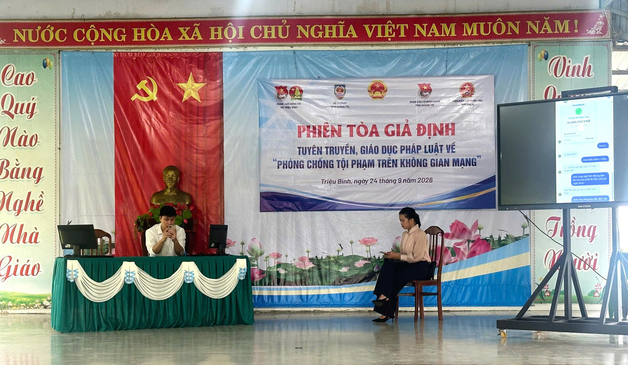 Đưa pháp luật đến gần thanh thiếu niên từ phiên tòa giả định ở Quảng Trị