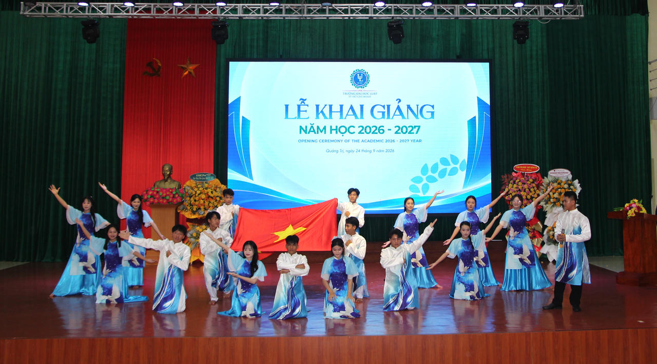 Mở cánh cửa đào tạo đại học Luật của ULAW tại miền Trung
