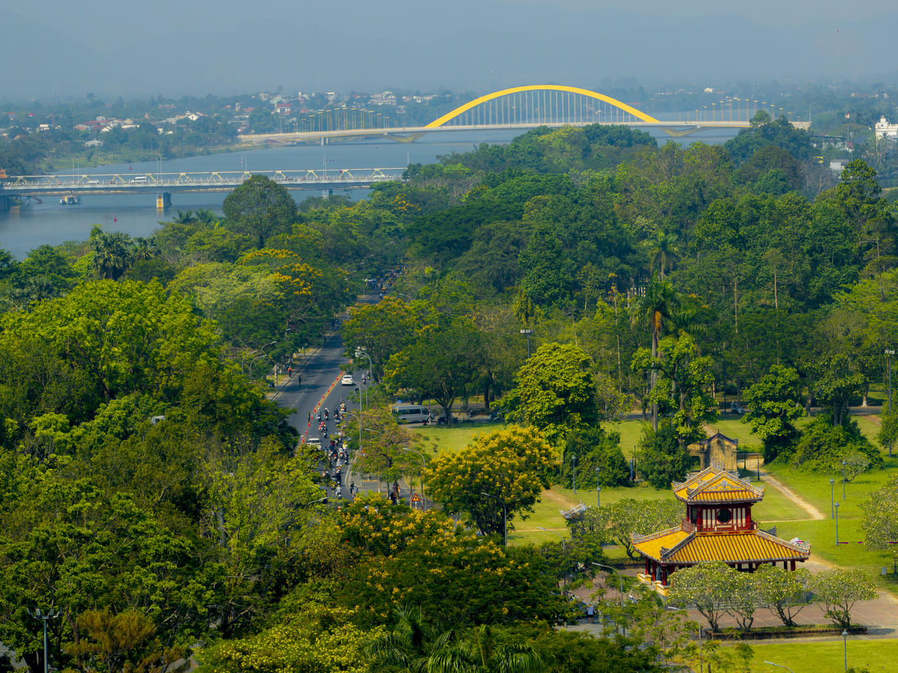 Huế sở hữu một lợi thế không nhiều địa phương có được là “vốn tự nhiên”, với tỷ lệ che phủ rừng trên 57%.