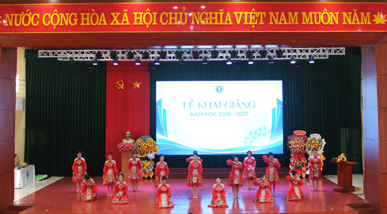 Mở cánh cửa đào tạo đại học Luật của ULAW tại miền Trung