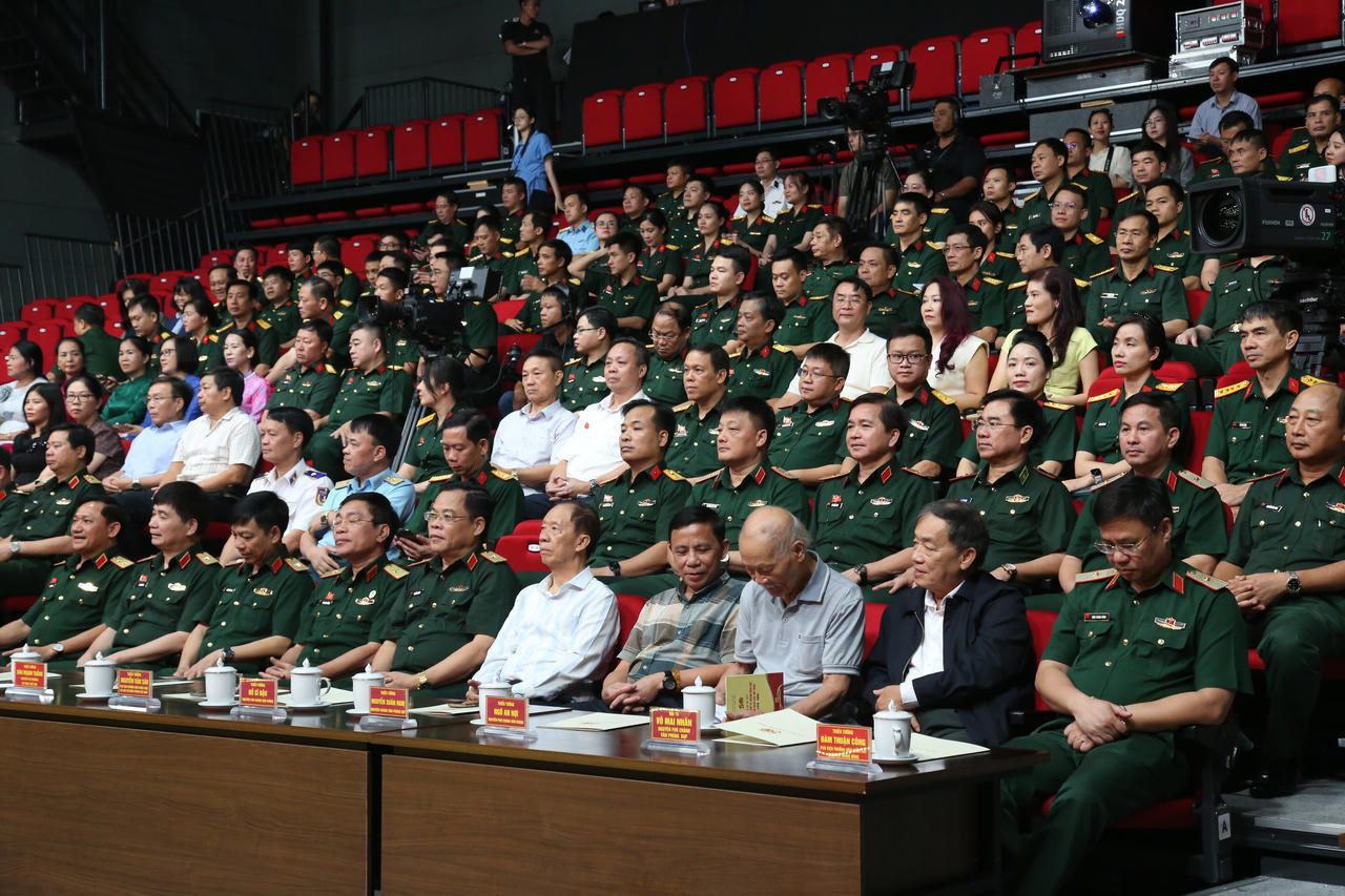 Sức mạnh kỷ cương và dấu ấn nửa thế kỷ ‘gác cổng’ pháp lý của Ngành Pháp chế Quân đội
