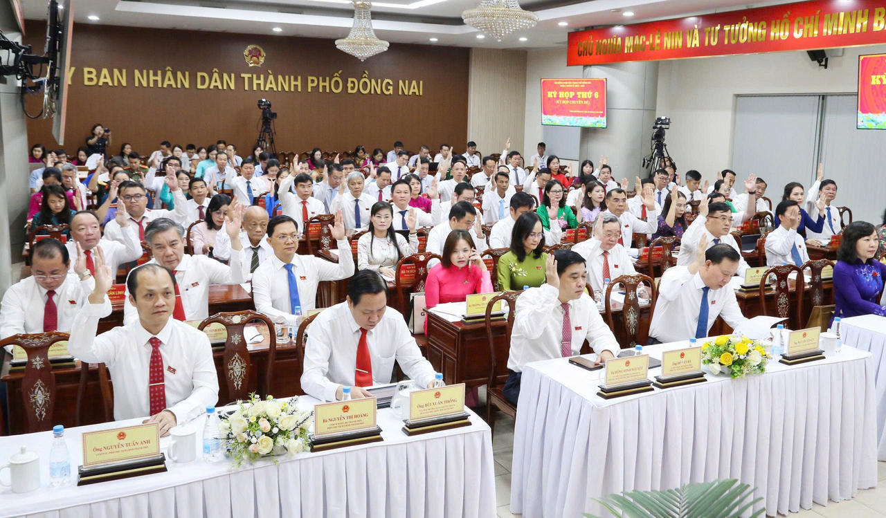 Toàn cảnh Kỳ họp thứ 6 (chuyên đề) HĐND TP Đồng Nai khóa I, nhiệm kỳ 2026-2031. Ảnh: DK