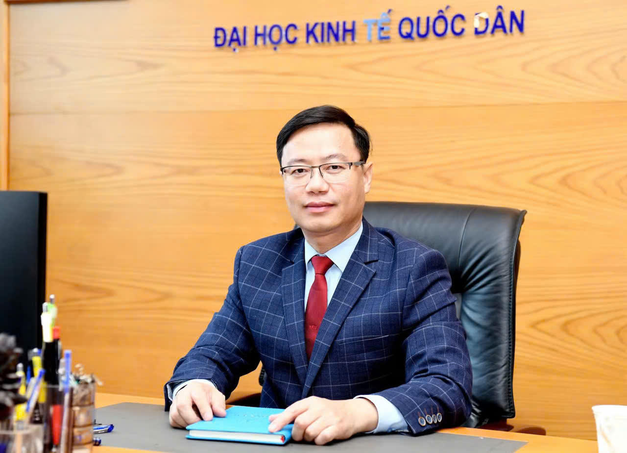 PGS.TS Bùi Đức Thọ - Giám đốc Đại học Kinh tế Quốc dân.