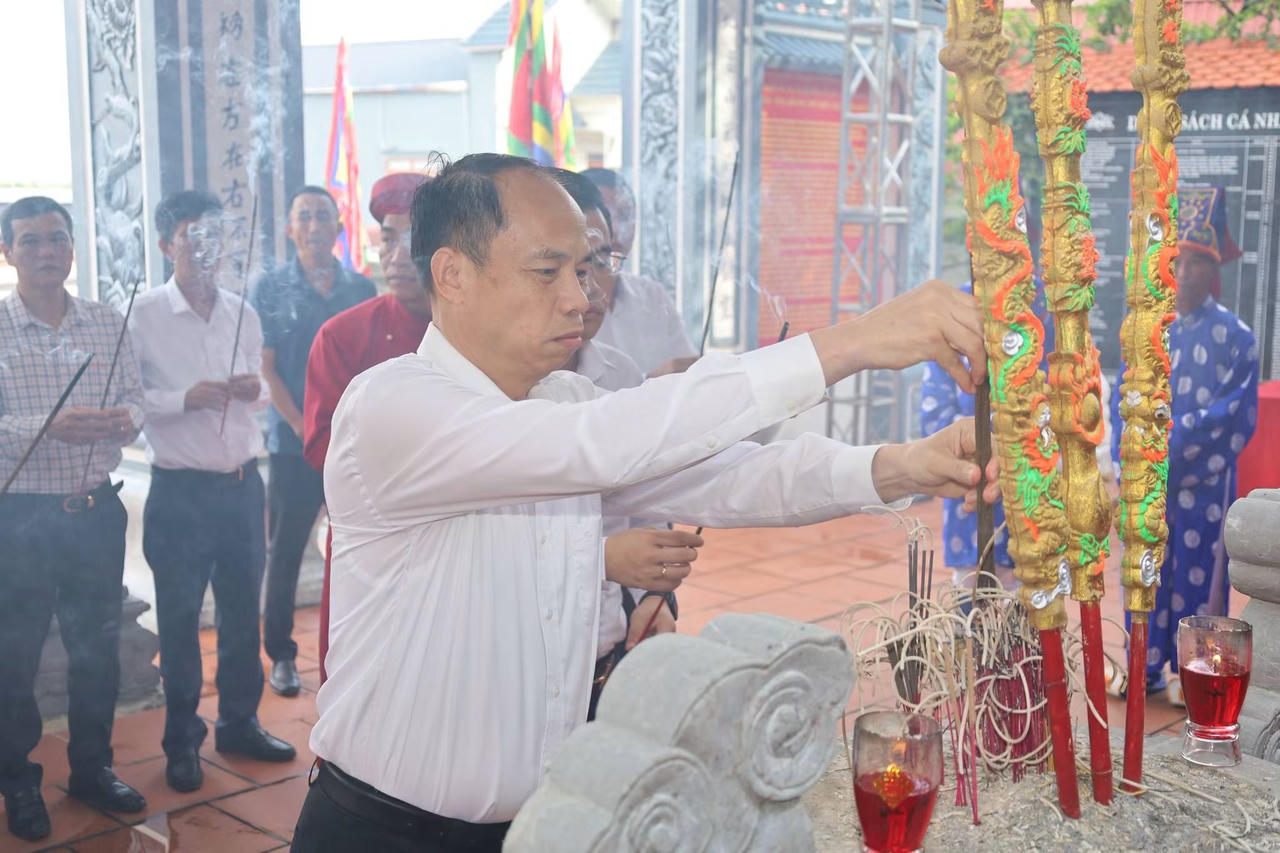 Lễ Tống Thần khép lại mùa hội Chọi trâu Đồ Sơn 2026
