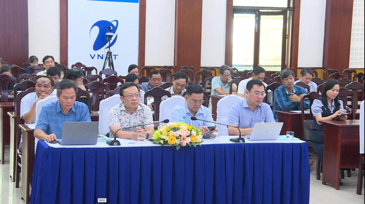 Các đại biểu dự hội nghị. Ảnh: Khánh Thùy