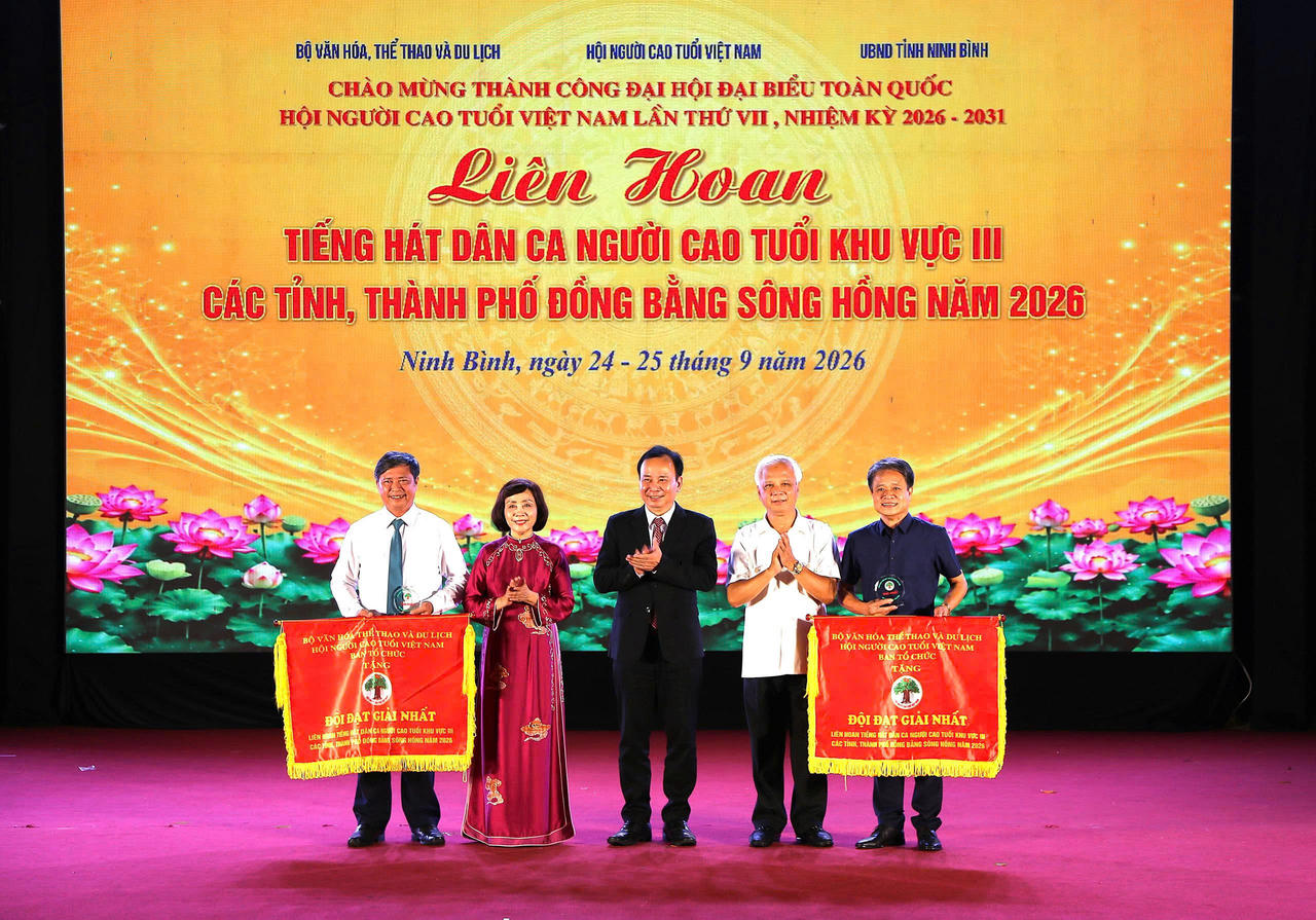  Người Cao tuổi Hà Nội được trao giải Nhất tại Liên hoan Tiếng hát dân ca Người cao tuổi khu vực III, các tỉnh, thành phố Đồng bằng sông Hồng năm 2026 (Ảnh: BTC).