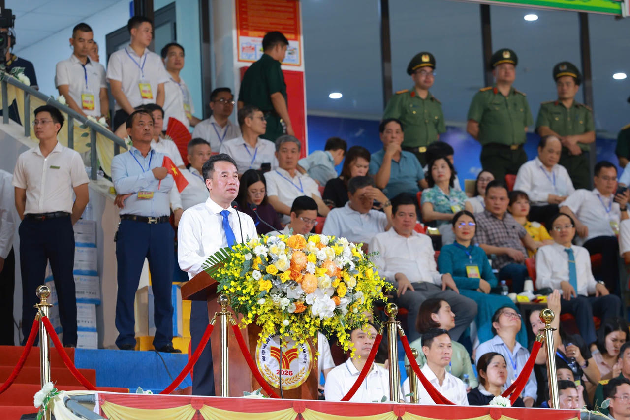 Chủ tịch UBND tỉnh Thái Nguyên Nguyễn Thế Mạnh phát biểu khai mạc Đại hội. Ảnh: Tuấn Anh