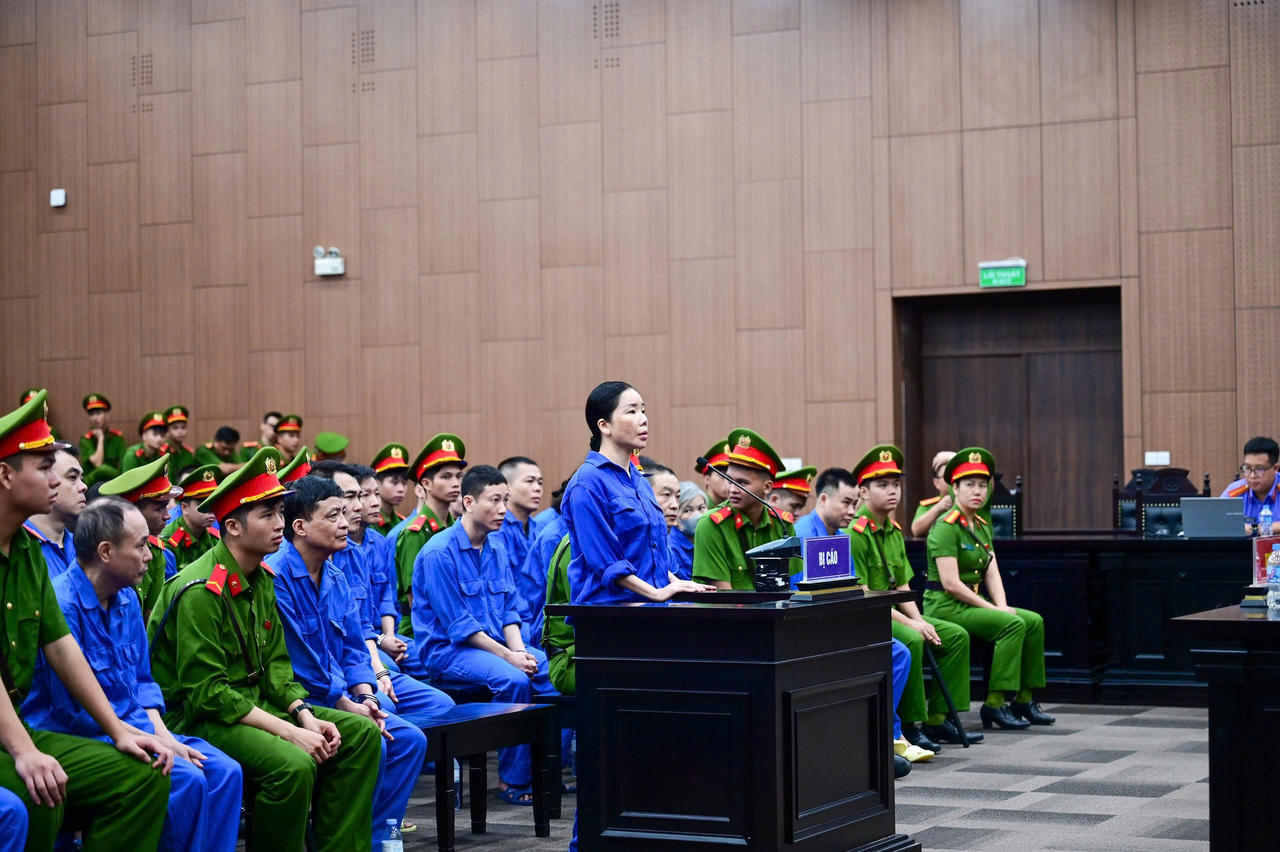 Sơ thẩm vụ án tại Viện Pháp y tâm thần Trung ương: Bị can chữa bệnh dùng tiền “thao túng” hàng loạt cán bộ y tế