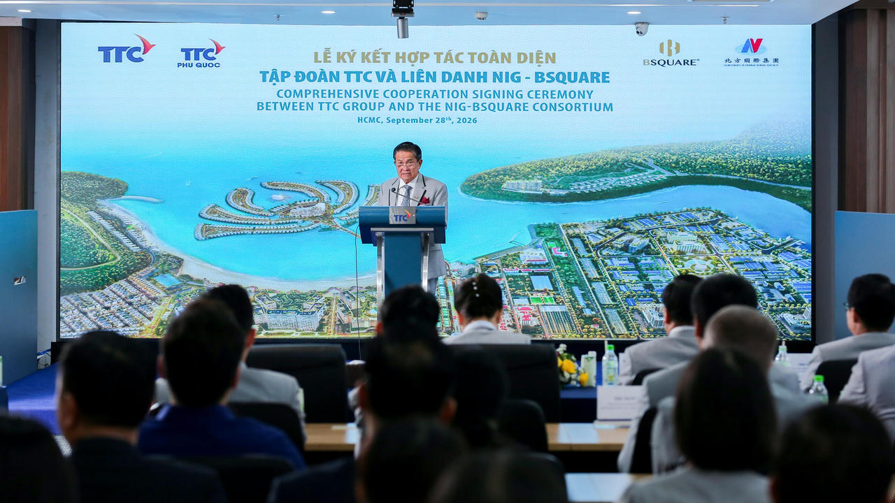 Ông Đặng Văn Thành - Chủ tịch Tập đoàn TTC đánh giá tầm quan trọng của buổi ký kết và chia sẻ về tầm nhìn, định hướng 2026 - 2030 của Tập đoàn TTC.