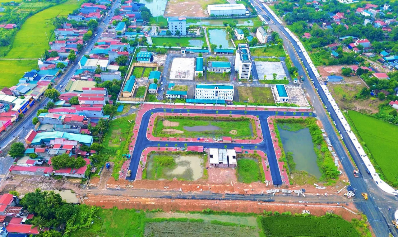 Xã Cẩm Thủy tập trung đầu tư kết cấu hạ tầng kinh tế - xã hội, tạo nền tảng cho phát triển (Ảnh: PM).