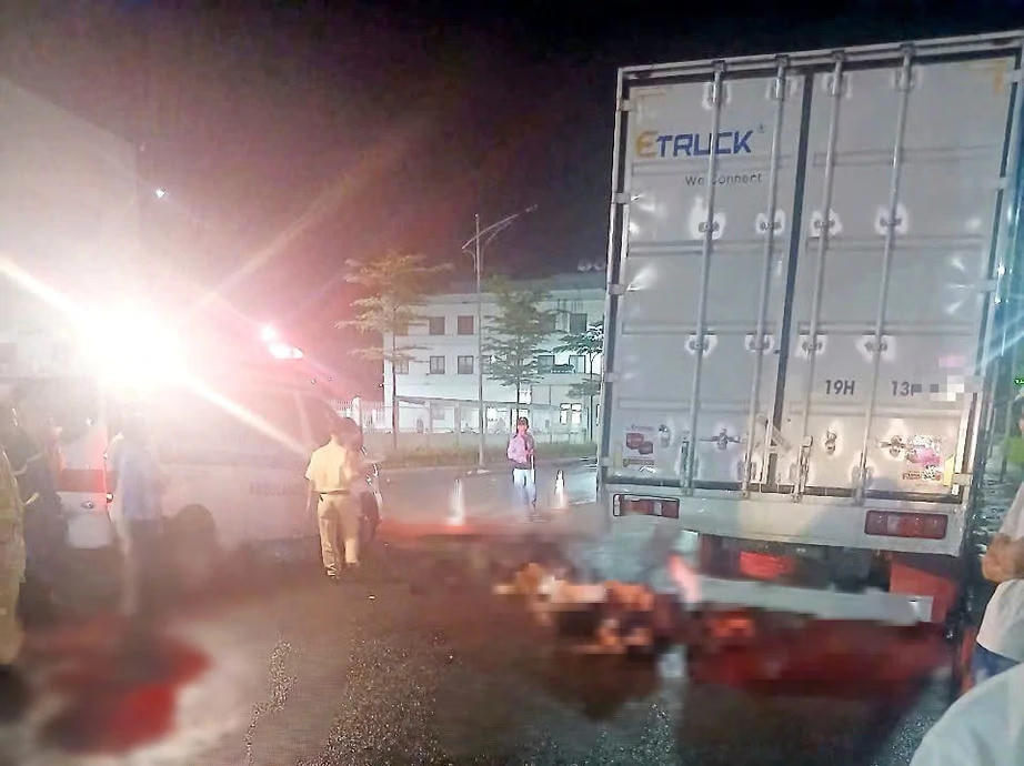 Vụ tai nạn nghiêm trọng khiến 3 người tử vong.