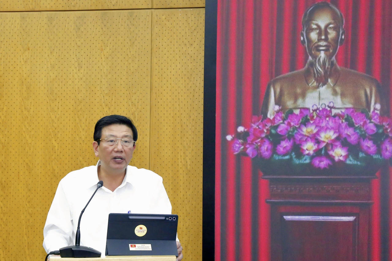 Ông Nguyễn Quang Phúc, Ủy viên Ban Thường vụ, Trưởng Ban Tuyên giáo Thành ủy phát biểu tại Hội nghị (Ảnh Cổng TTĐT Hải Phòng)