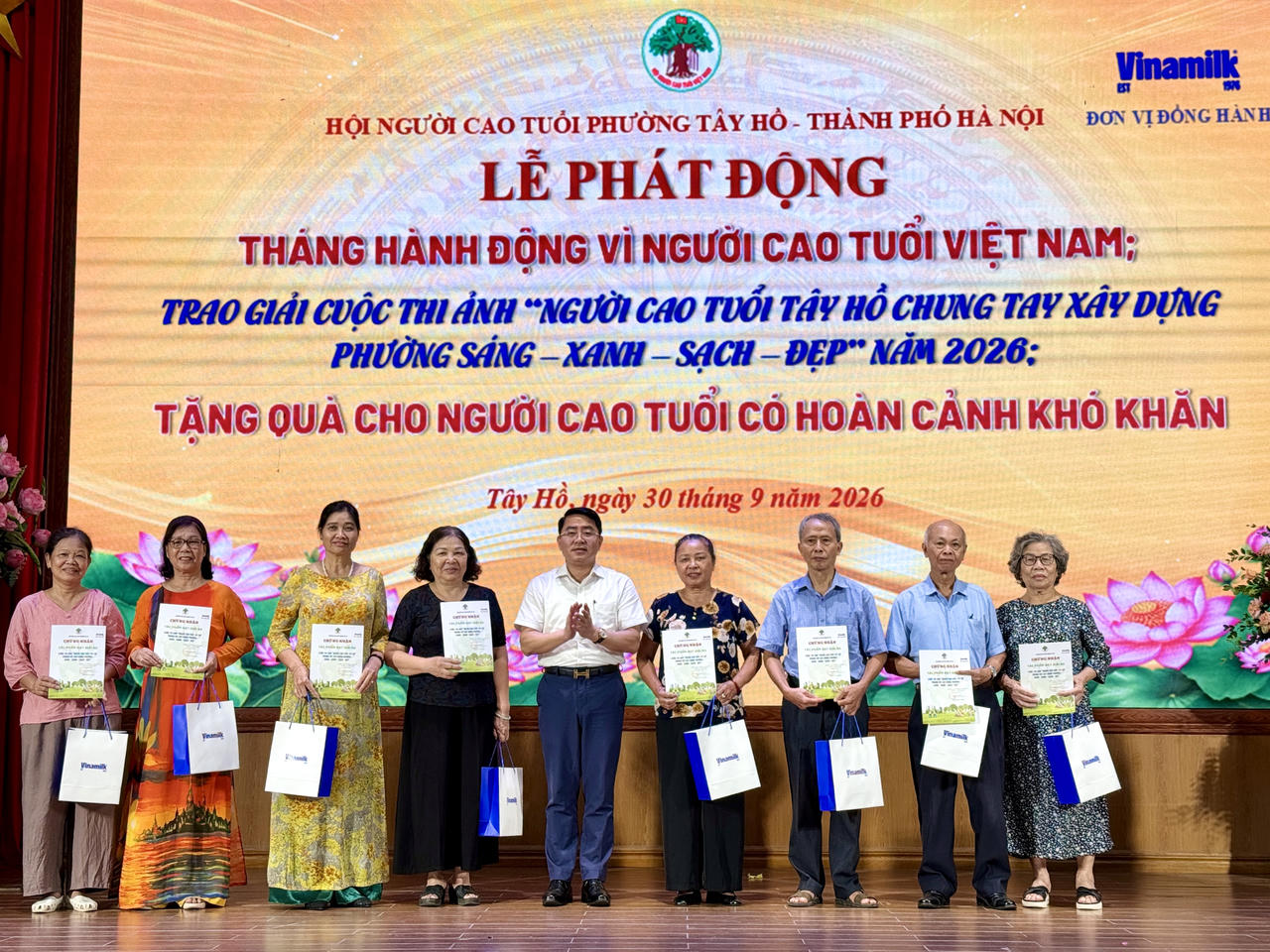 Phường Tây Hồ (Hà Nội): Chăm sóc người cao tuổi gắn với phát huy vai trò trong cộng đồng