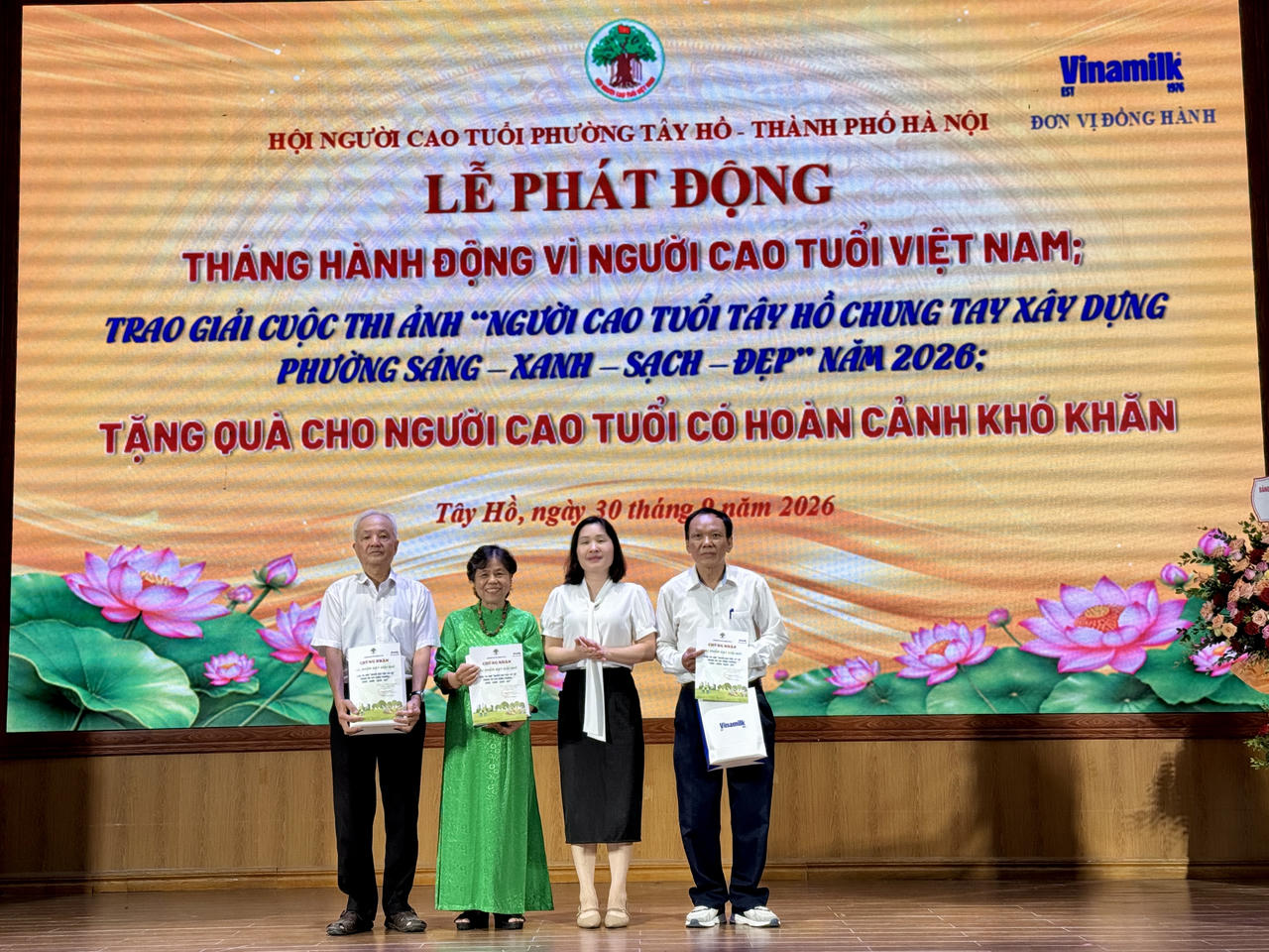 Phường Tây Hồ (Hà Nội): Chăm sóc người cao tuổi gắn với phát huy vai trò trong cộng đồng