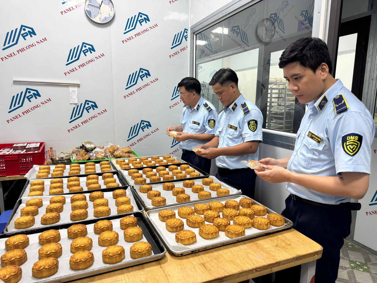 Dịp Tết Trung thu năm 2026, lực lượng QLTT TP Hà Nội kiểm tra, xử lý 173 vụ việc
