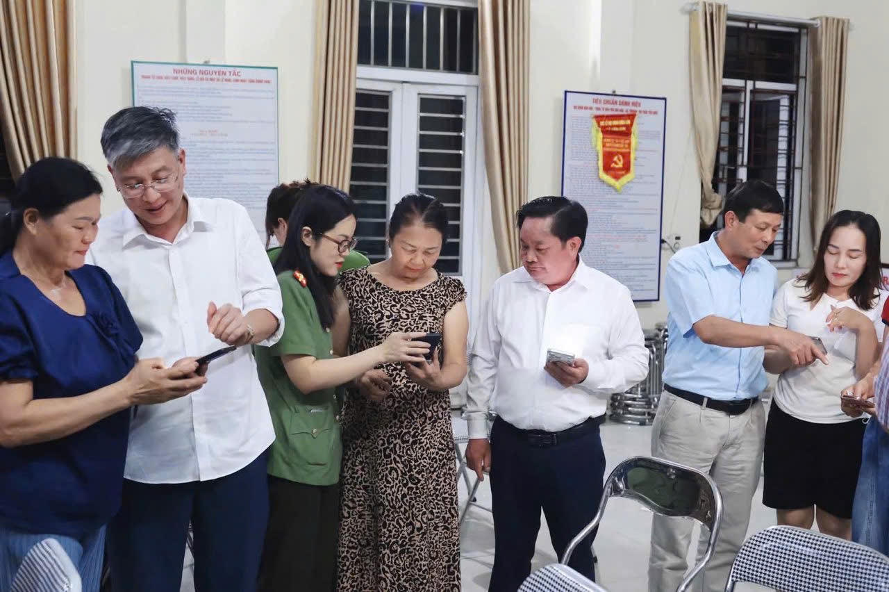 Xã Vân Sơn (Bắc Ninh) đưa tiện ích số về tận cơ sở