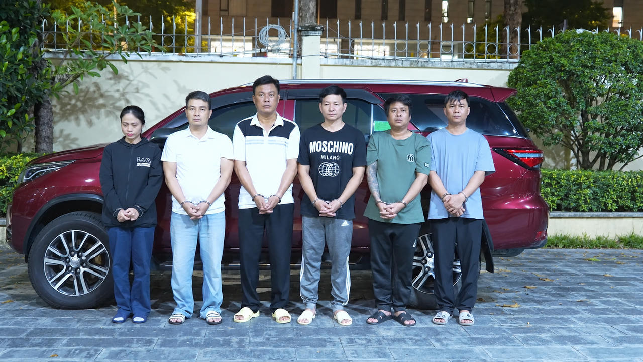 Các bị can trong vụ án. Ảnh: Công an cung cấp