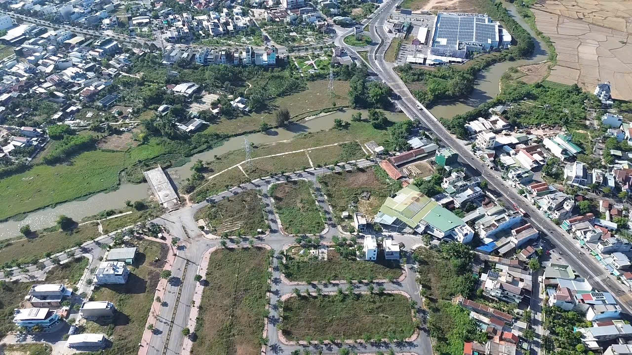 Quảng Ngãi: Bất cập cầu ra đến giữa sông Bàu Giang rồi dừng lại