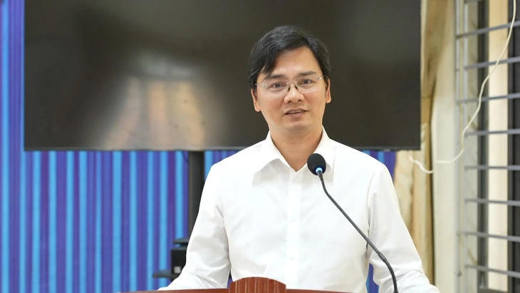 Giám đốc Sở Giáo dục và Đào tạo Tuyên Quang Vũ Đình Hưng.