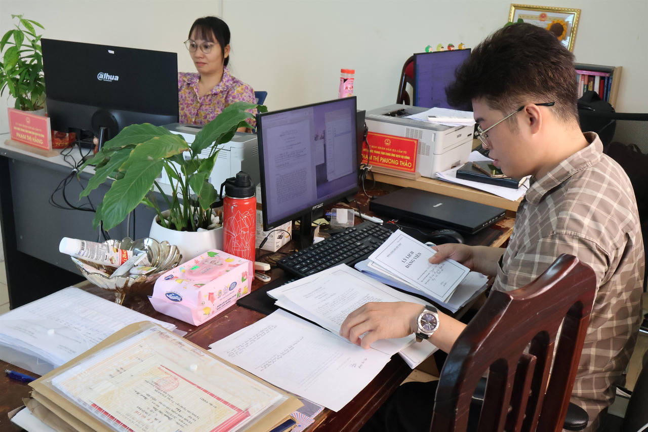 Xã Cẩm Tú hoàn thành số hóa 100% hồ sơ đảng viên (Ảnh: TY).