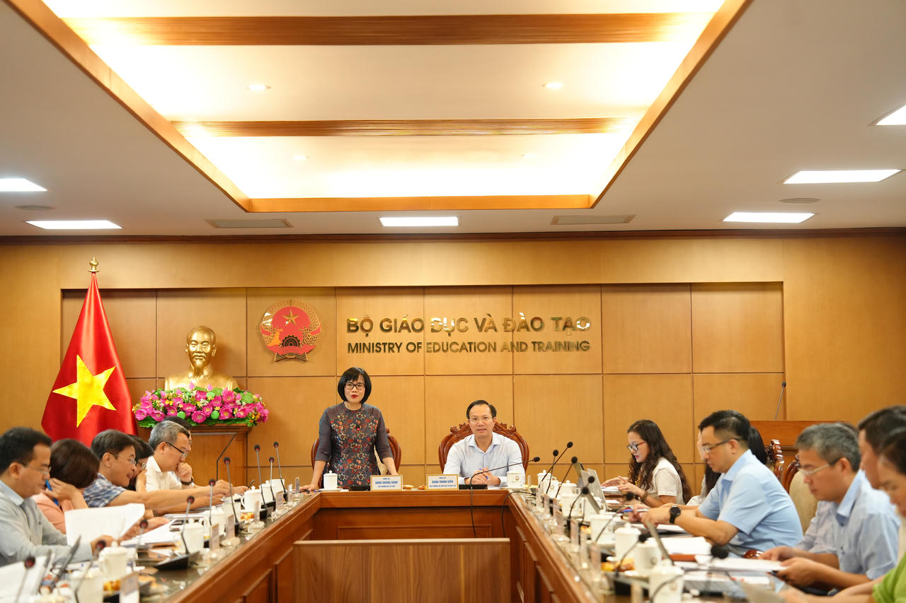Bộ Giáo dục và Đào tạo cần tiếp tục củng cố, nâng cao chất lượng công tác pháp chế và xây dựng pháp luật