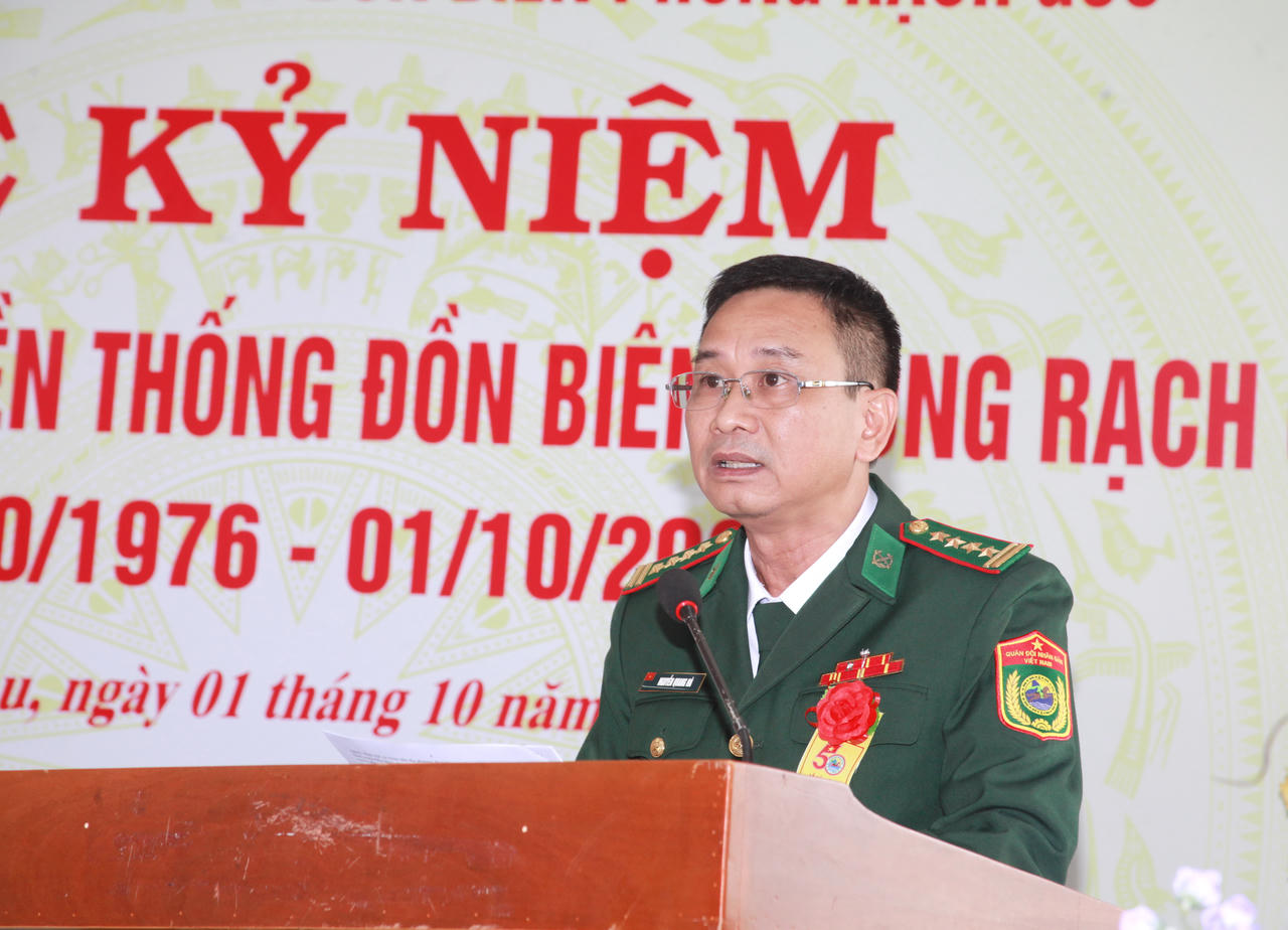Đại tá Nguyễn Quang Hà - Ủy viên BTV Đảng ủy, Phó Chính ủy Ban Chỉ huy BĐBP tỉnh Cà Mau, phát biểu chỉ đạo tại buổi lễ (Ảnh: T.N).
