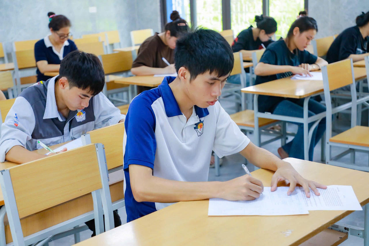 Doanh nghiệp, người sử dụng lao động được tham gia xây dựng, thẩm định chương trình, giáo trình giáo dục nghề nghiệp Doanh nghiệp, người sử dụng lao động được tham gia xây dựng, thẩm định chương trình, giáo trình giáo dục nghề nghiệp