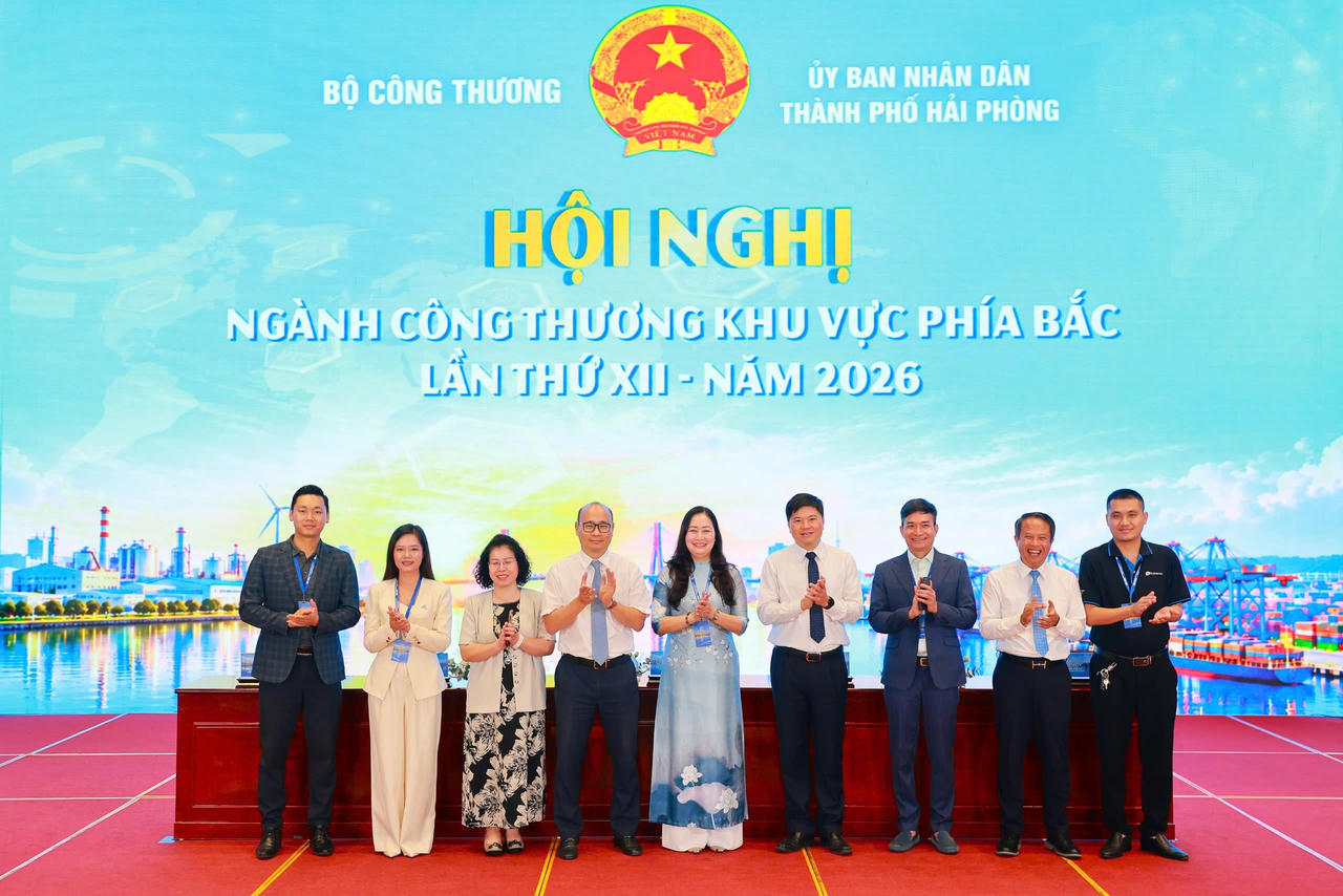 Lễ ký kết biên bản ghi nhớ hợp tác phát triển thương mại điện tử ngày 2.10.2026