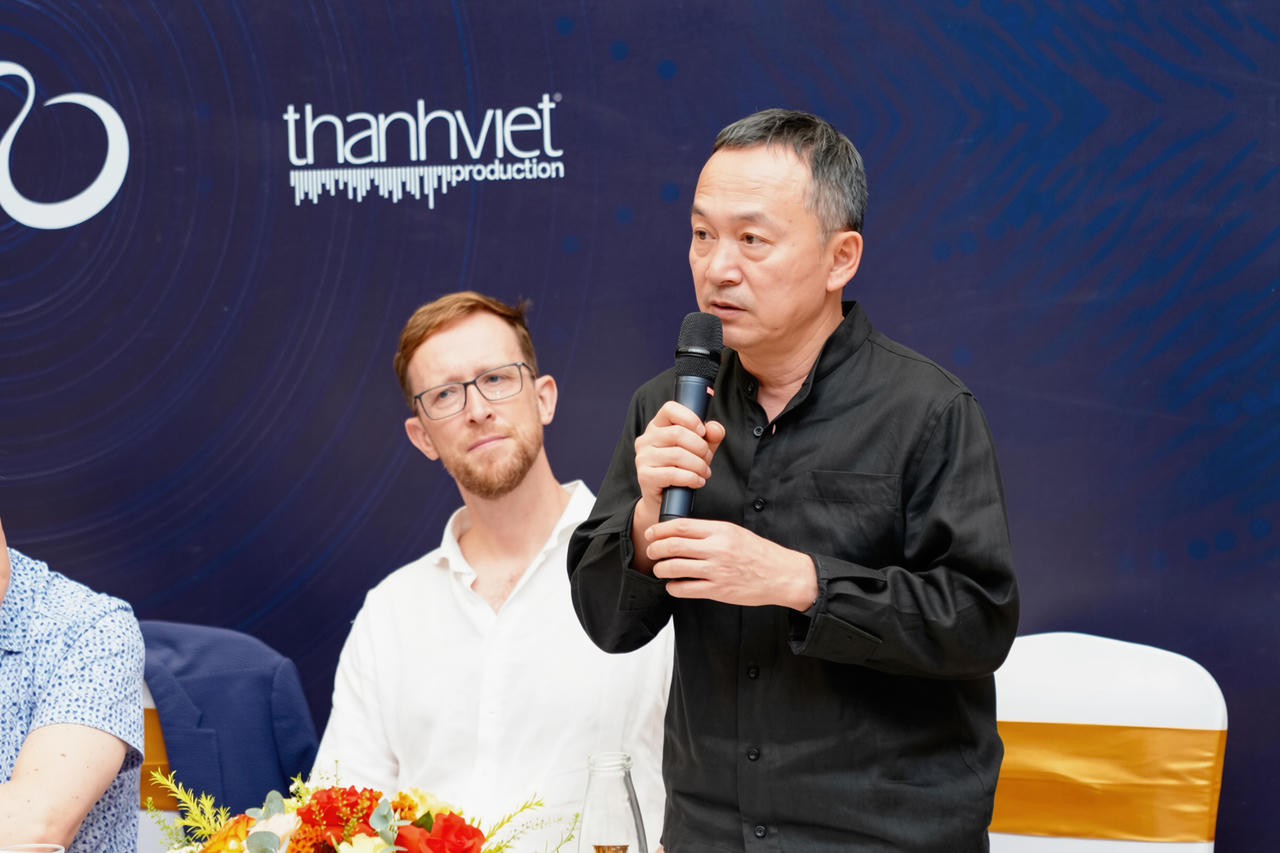 Ông Nguyễn Quốc Trung, Nhạc sĩ, Giám đốc sản xuất phát biểu tại sự kiện.