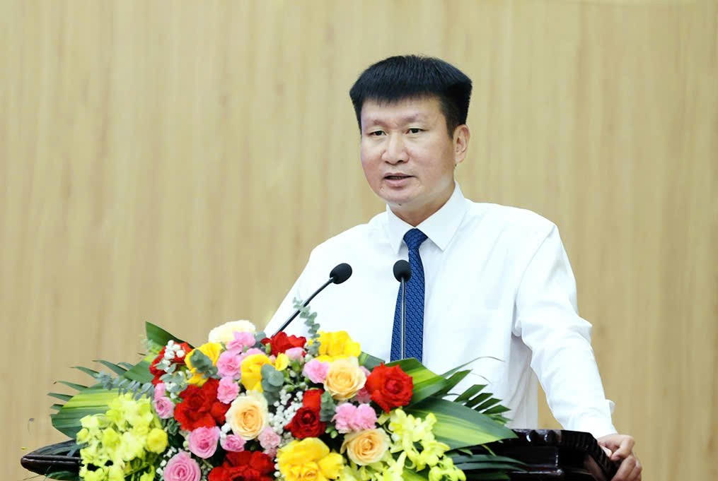 Ông Trần Huy Tuấn, Bí thư Tỉnh ủy phát biểu tại Hội nghị (ảnh: Đức Lam)