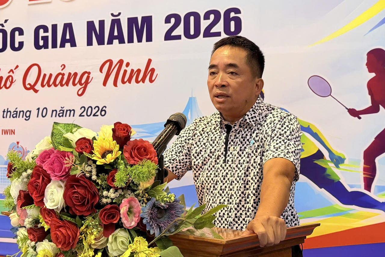 Ông Nguyễn Thanh Tùng – Phó Giám đốc Sở Văn hóa, Thể thao và Du lịch Quảng Ninh phát biểu tại lễ khai mạc. (Ảnh: Đức Dương)