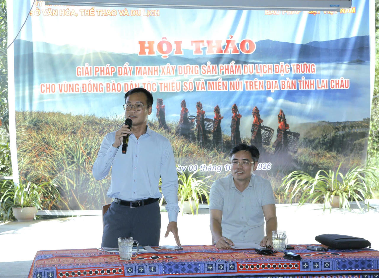Nhà báo Trần Ngọc Hà, Phó Tổng Biên tập Báo Pháp luật Việt Nam phát biểu tại hội thảo. (Ảnh: Hữu Trường)