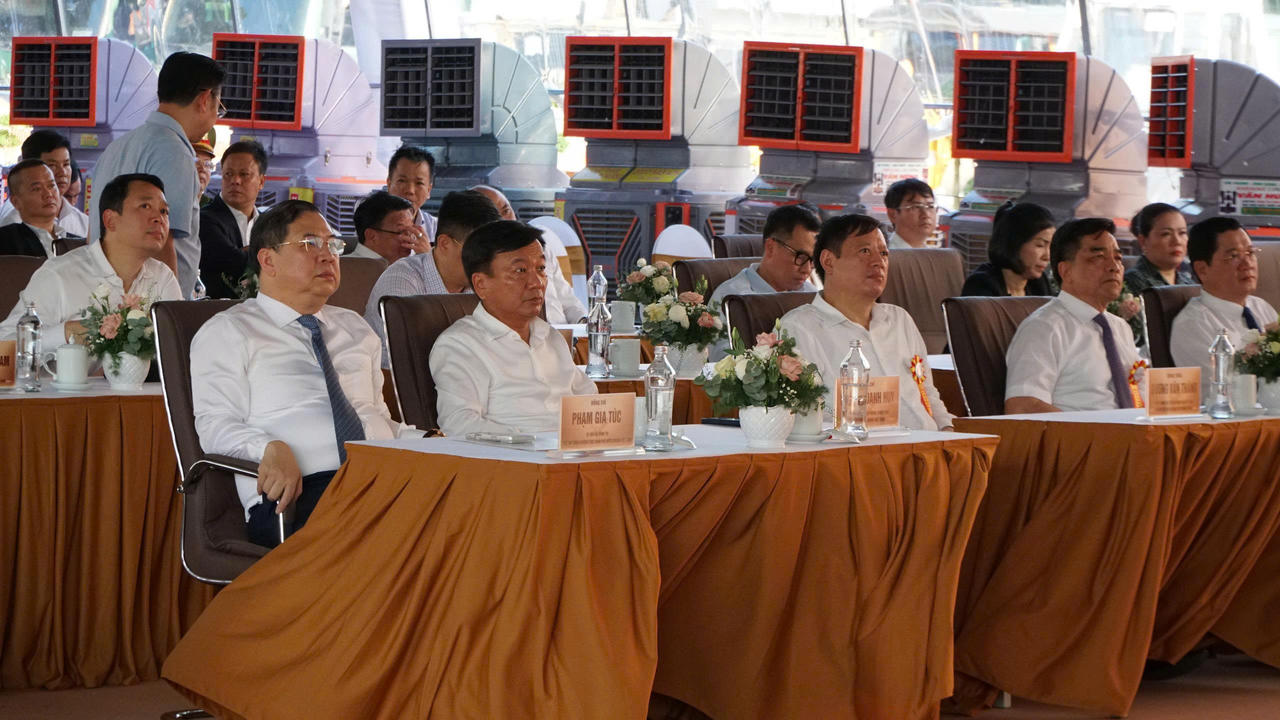 Các đại biểu tham dự tại sự kiện (ảnh Vân Anh)