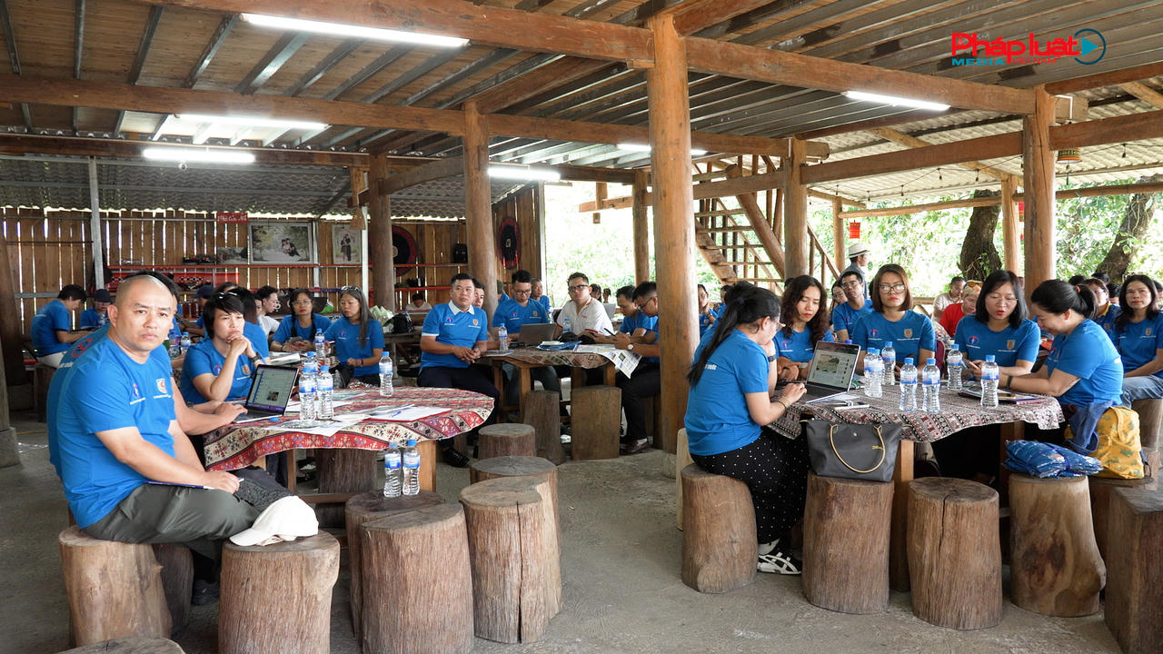 Lai Châu: Giải “bài toán” thúc đẩy phát triển du lịch bền vững, giữ gìn văn hóa bản địa Lai Châu: Giải “bài toán” thúc đẩy phát triển du lịch bền vững, giữ gìn văn hóa bản địa