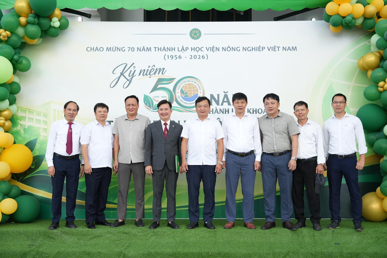 Khoa Tài nguyên và Môi trường kỷ niệm 50 năm xây dựng và phát triển