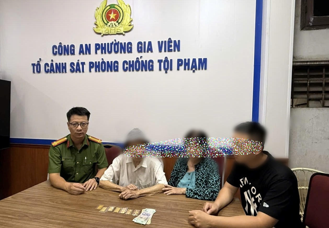 Cụ ông 92 tuổi mang theo 7 cây vàng đi lạc trong đêm ở Hải Phòng