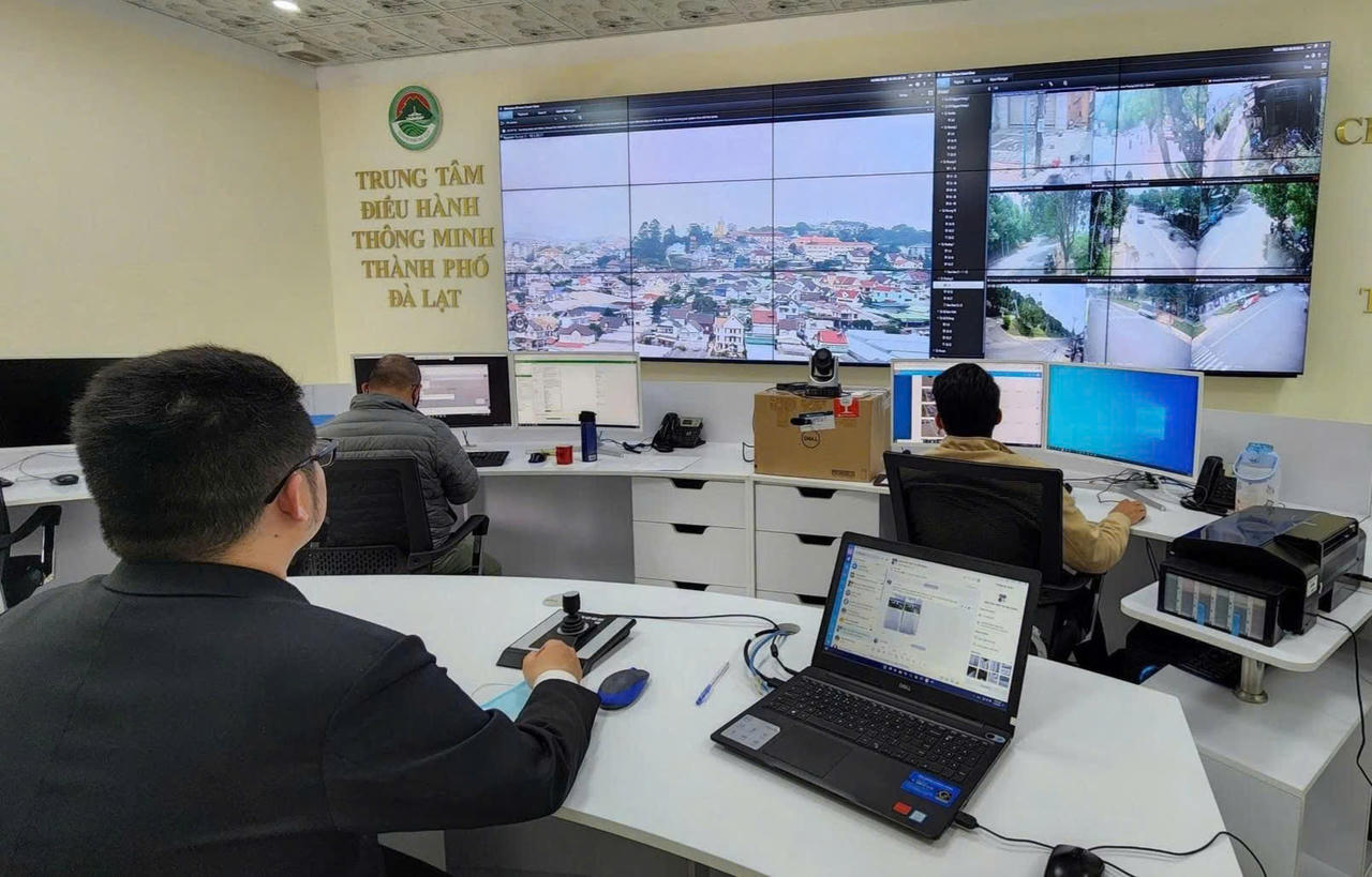 Hạ tầng Trung tâm IOC TP Đà Lạt trước đây đang được tích hợp vào Trung tâm IOC toàn tỉnh Lâm Đồng. Ảnh: Sở KHCN Lâm Đồng.