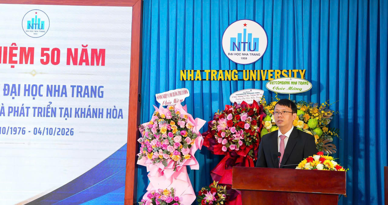 Ông Nguyễn Thanh Hà, Phó Chủ tịch UBND tỉnh Khánh Hòa phát biểu tại  lễ kỷ niệm.