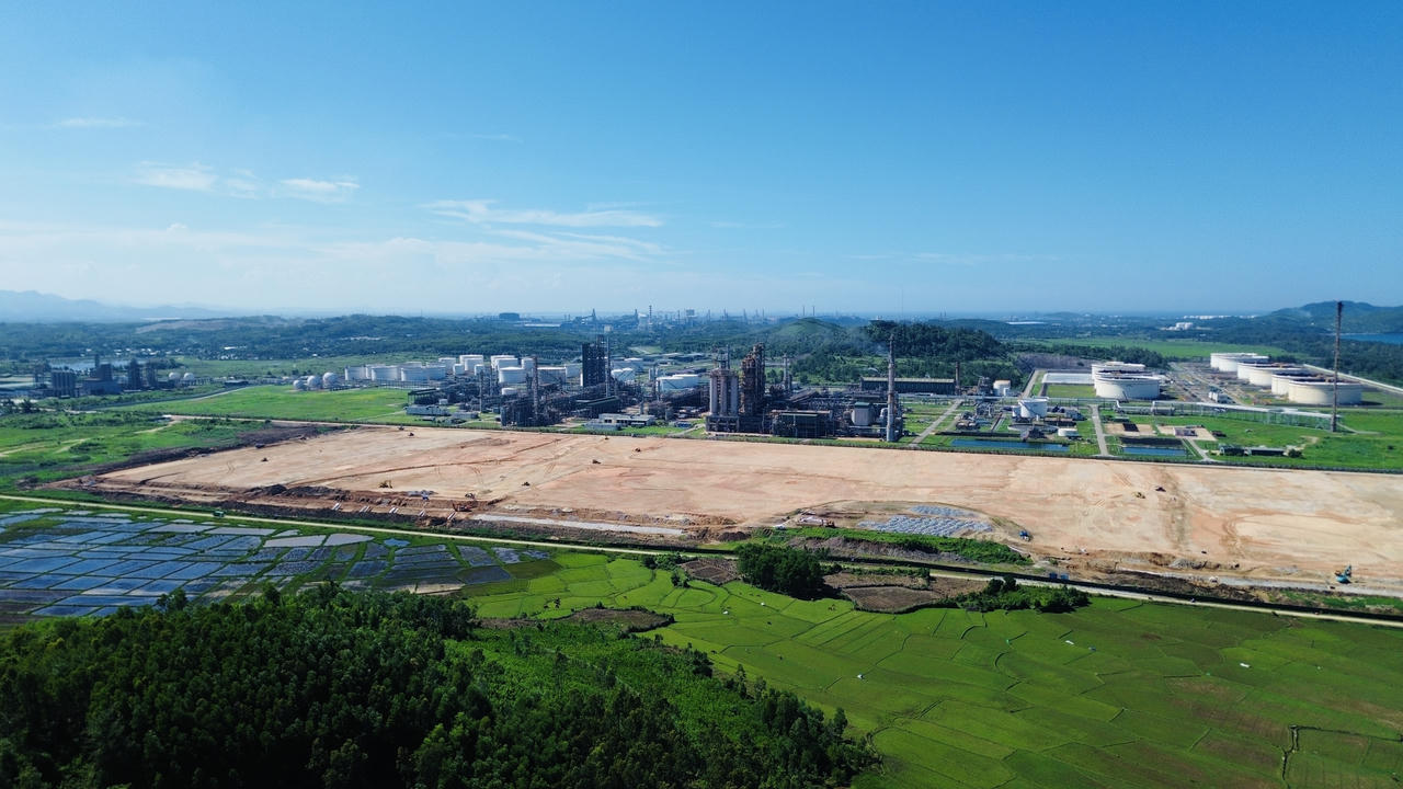 Khu vực triển khai xây dựng các phân xưởng công nghệ thuộc Dự án Nâng cấp mở rộng Nhà máy lọc dầu Dung Quất.