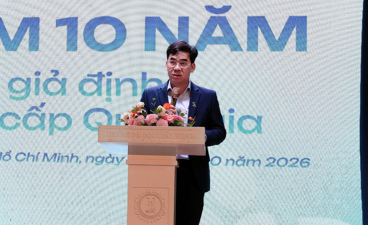 TS. Lê Trường Sơn, Hiệu trưởng Trường Đại học Luật TP HCM phát biểu. Ảnh: Thu Uyên