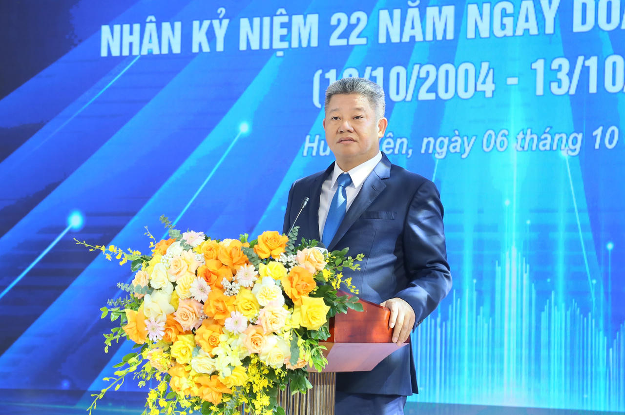 Chủ tịch UBND tỉnh Hưng Yên Nguyễn Mạnh Quyền phát biểu tại Hội nghị (Ảnh Vũ Hùng)
