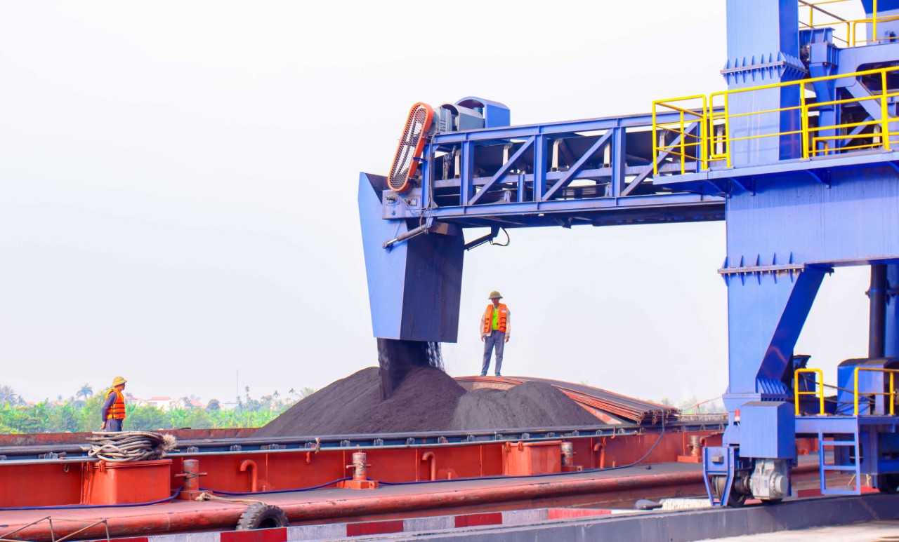 TKV: Sản xuất, tiêu thụ ổn định, quyết tâm hoàn thành kế hoạch năm 2026